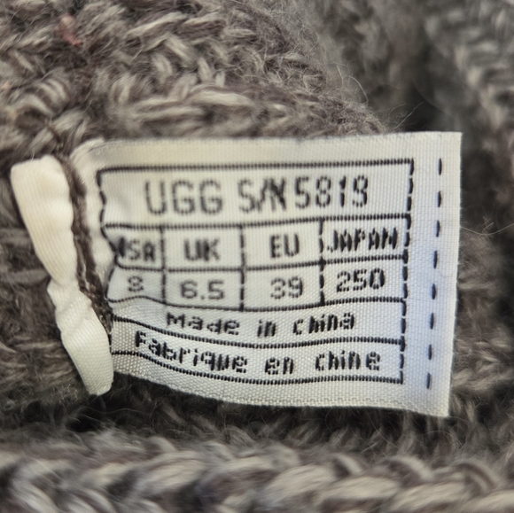 Uggs Women's Knit Button-Accent Tall Boots - Size 8 - Picture 9 of 10